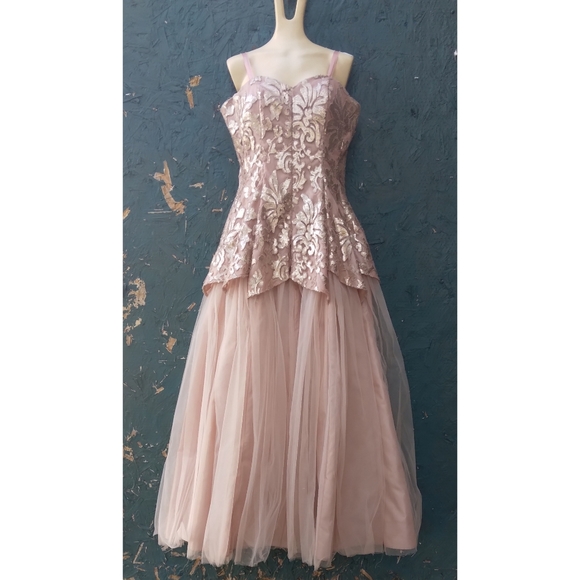 Deb Dresses & Skirts - Vintage Inspired Pink Mauve Tulle and Sequin Strapless Formal Prom Party Dress
